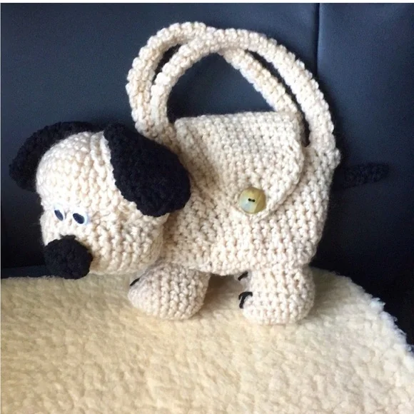 Hand Crafted Crochet Beige and Black Puppy Dog Purse Children’s Carry Toy - Picture 4 of 10